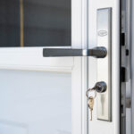 When it comes to managing Saskatchewan’s unpredictable climate, focusing on your home’s total exterior envelope is the key to year-round comfort. In Regina, where seasonal temperatures swing dramatically from -40°C winter wind … Glacier_Glass_Regina