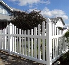 Vinyl PVC Fencing – Spring is Just Around the Corner