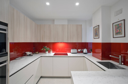 glass backsplash red